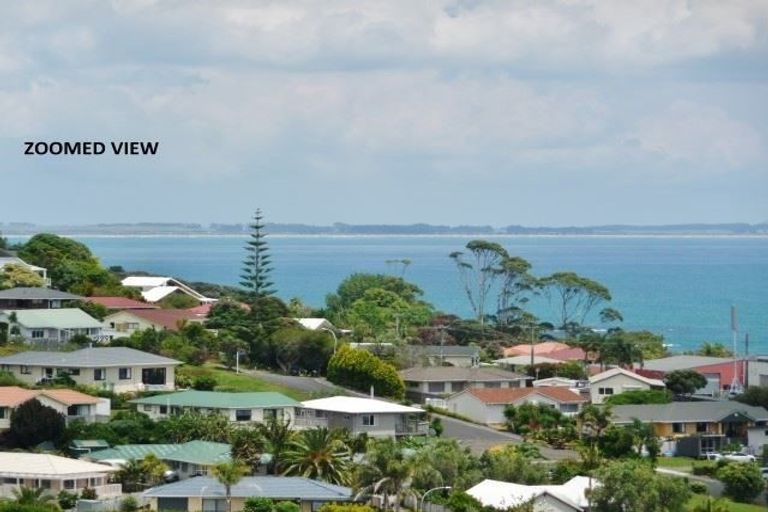 Photo of property in 14 Freyja Crescent, Coopers Beach, 0420