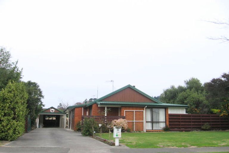 Photo of property in 33 Hetley Crescent, Taradale, Napier, 4112