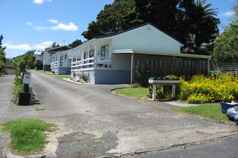 Photo of property in 42 Wellington Street, Pukekohe, 2120