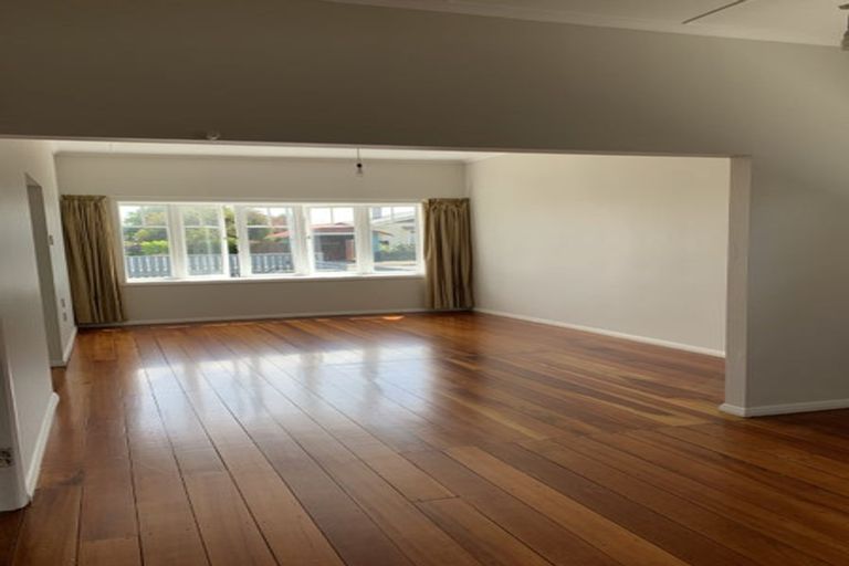 Photo of property in 9 Victoria Street, Levin, 5510