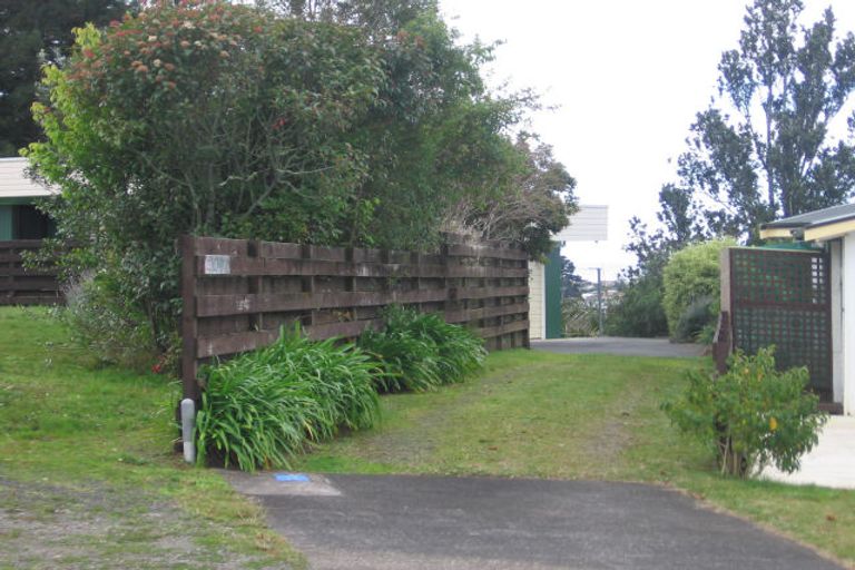 Photo of property in 109 Chevron Crescent, Whangamata, 3620
