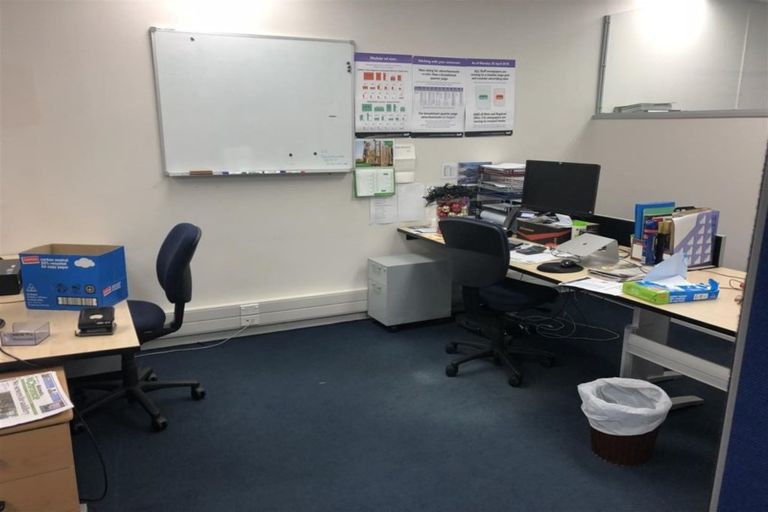 Photo of property in 2/2 Tainui Terrace, Mangere Bridge, Auckland, 2022