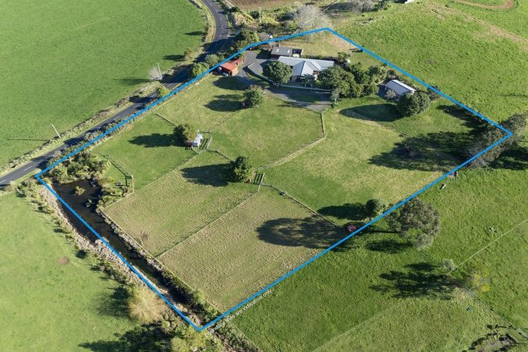 Photo of property in 499 Clark And Denize Road, Pukekawa, Tuakau, 2696