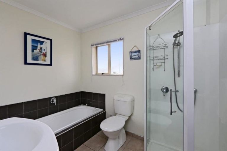 Photo of property in Parkvale Estate, 32/1232 Howard Street, Parkvale, Hastings, 4122