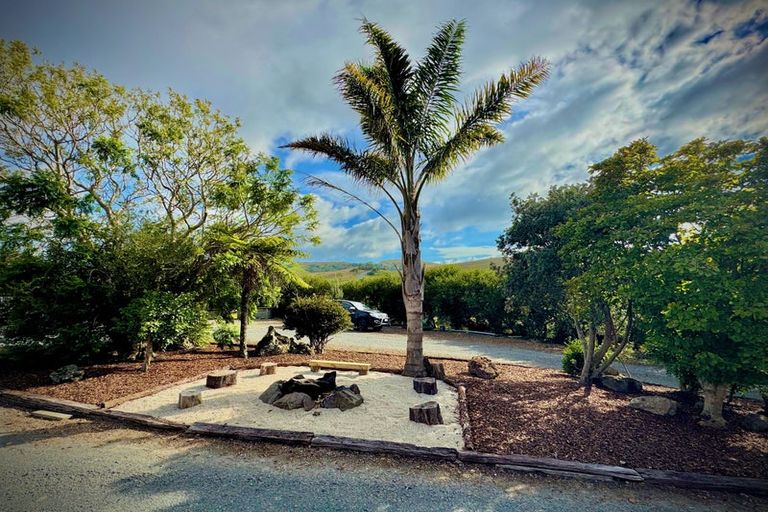 Photo of property in 2 Oakleigh Rise, Oakleigh, Whangarei, 0171