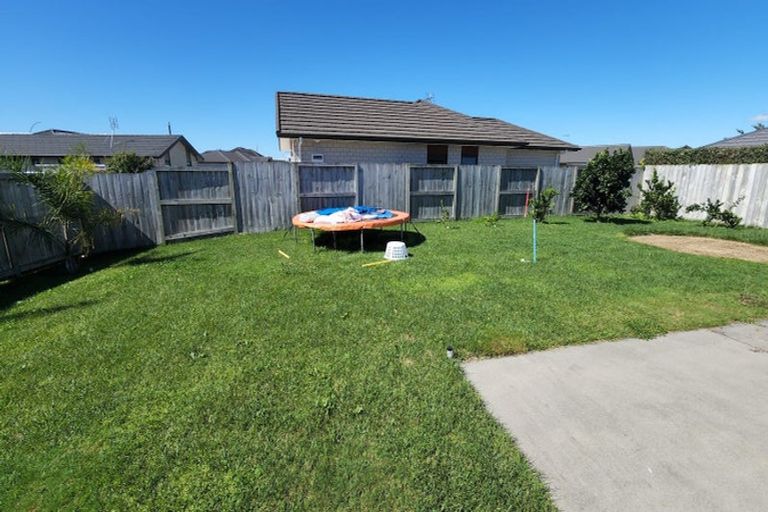 Photo of property in 8 Derwent Place, Flagstaff, Hamilton, 3210