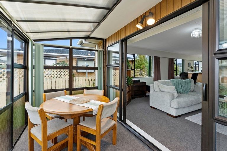 Photo of property in 1 Nikau Place, Otaki, 5512