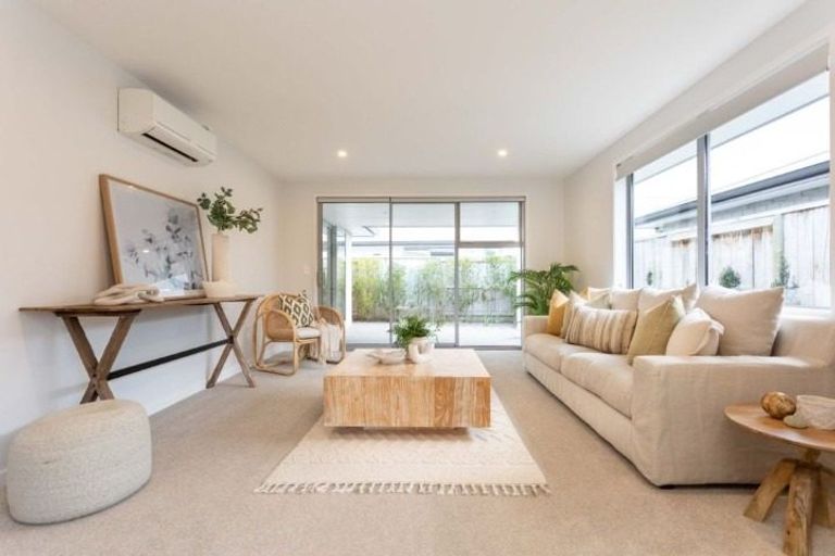 Photo of property in 4 Rotomanu Place, Pyes Pa, Tauranga, 3112