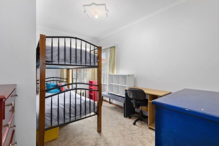 Photo of property in 33 East Street, Petone, Lower Hutt, 5012