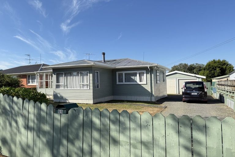 Photo of property in 55 Beatty Road, Pukekohe, 2120