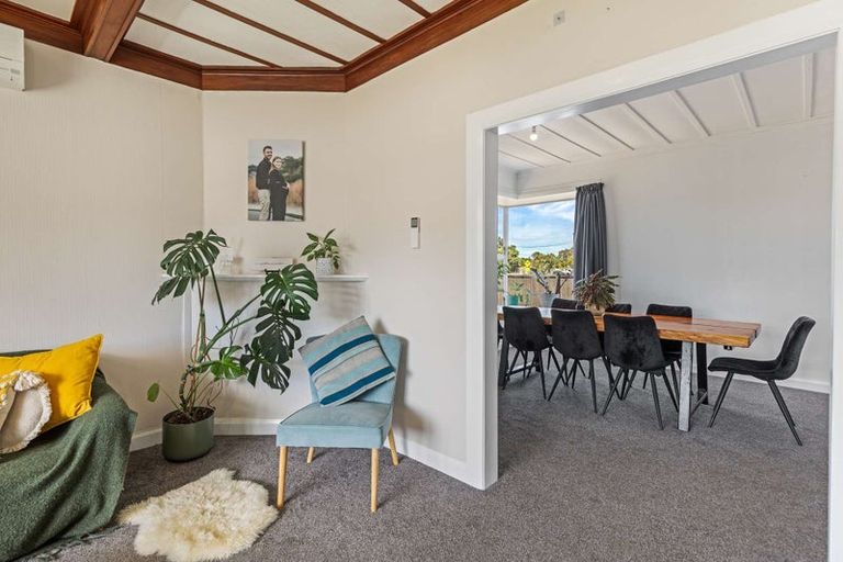 Photo of property in 42 King Street, Marton, 4710