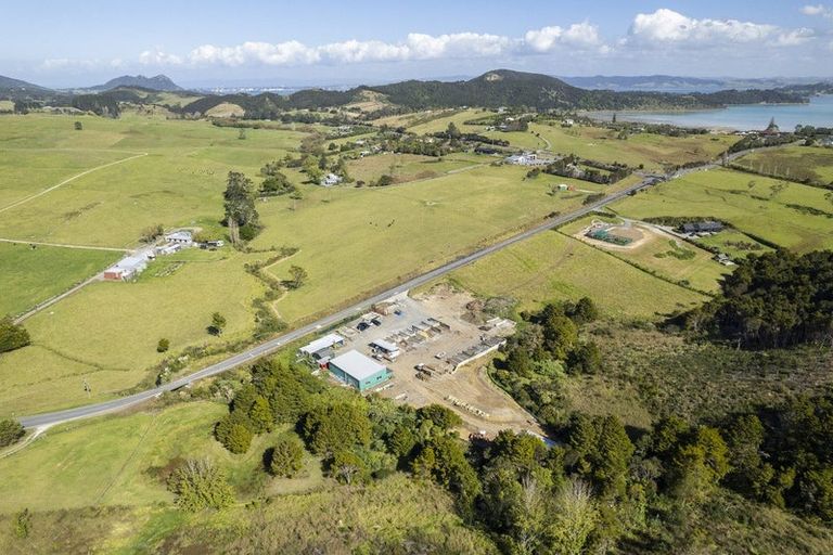 Photo of property in 35 Pataua Road South, Parua Bay, Onerahi, 0192