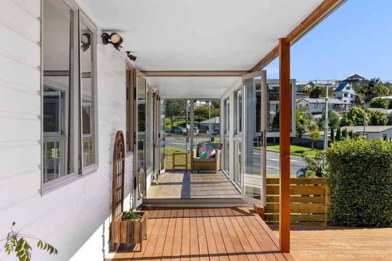 Photo of property in 10 Poike Road, Hairini, Tauranga, 3112