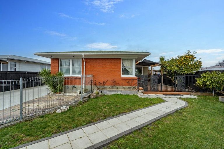 Photo of property in 4 Bremridge Place, Melville, Hamilton, 3206