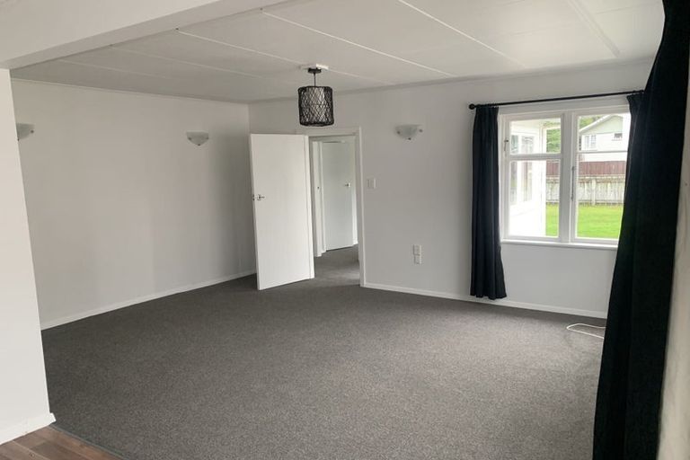 Photo of property in 34 Fraser Street, Wainuiomata, Lower Hutt, 5014
