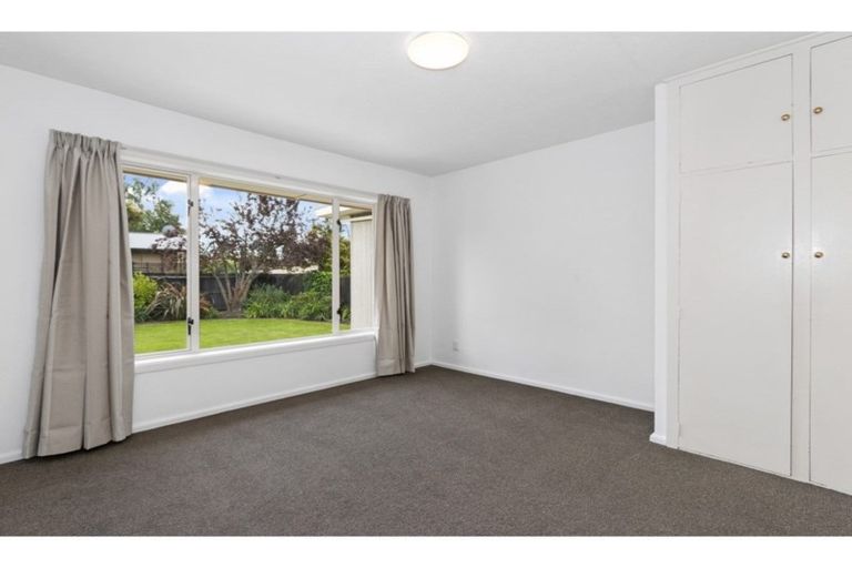 Photo of property in 185 Westminster Street, Mairehau, Christchurch, 8013