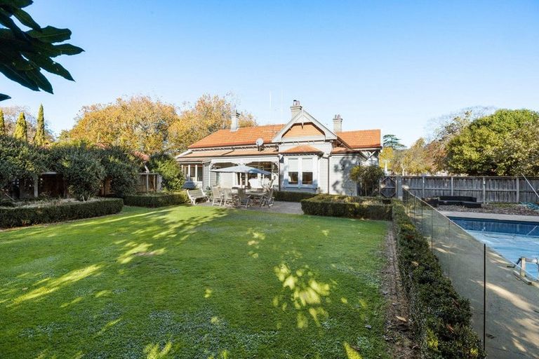 Photo of property in 2 Thornton Road, Cambridge, 3434