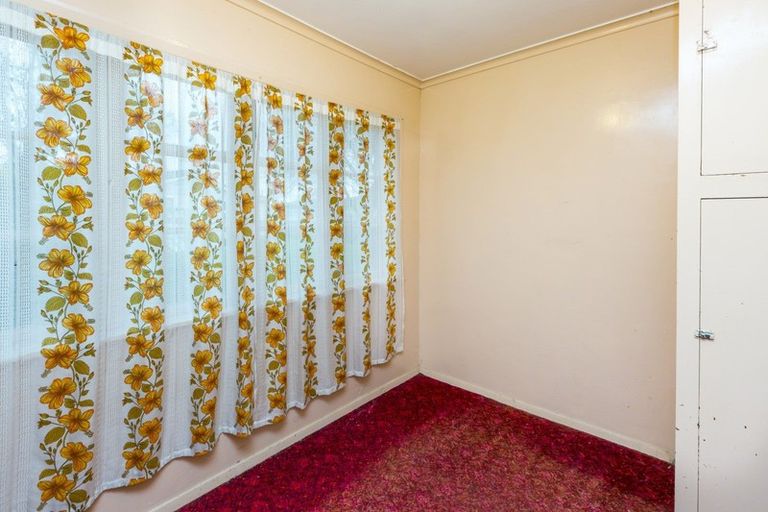 Photo of property in 70 Main Road, Wainuiomata, Lower Hutt, 5014