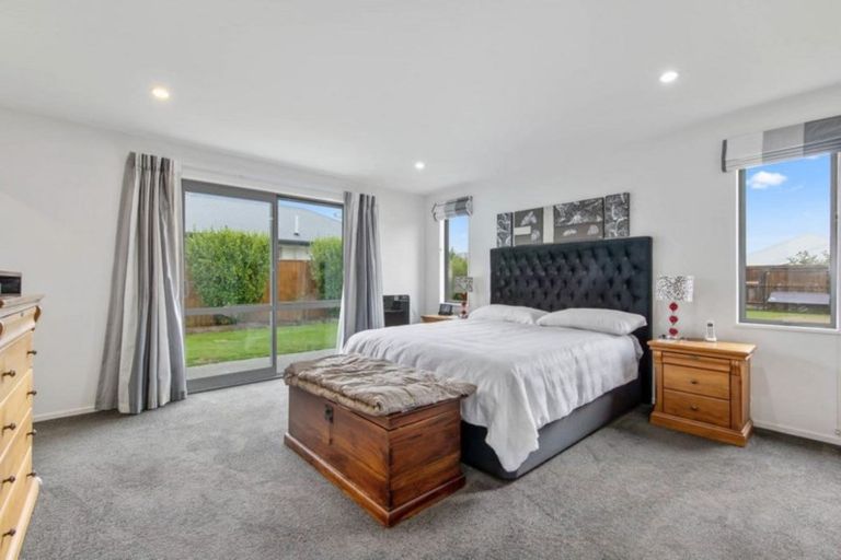 Photo of property in 4 Huntingdon Drive, Rangiora, 7400