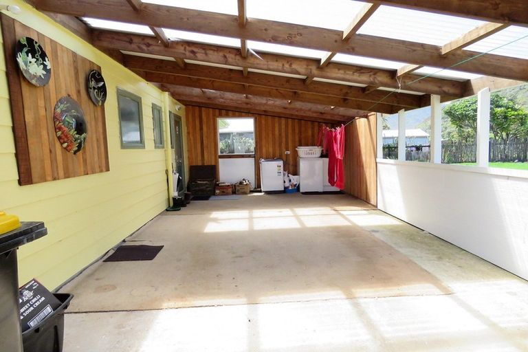 Photo of property in 166a Torea Street, Granity, 7823