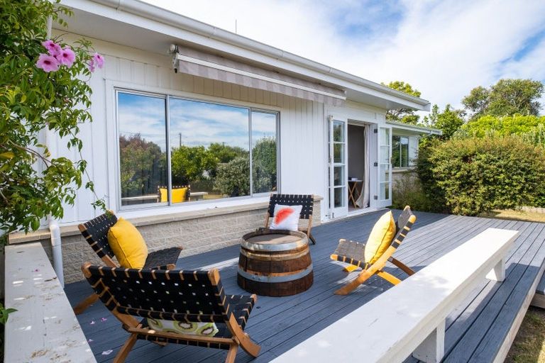 Photo of property in 2 O'connell Road, Bay View, Napier, 4104