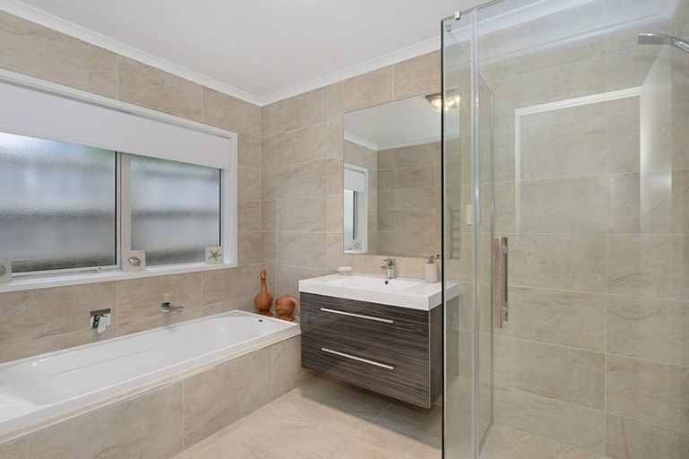 Photo of property in 79 Rototuna Road, Rototuna, Hamilton, 3210