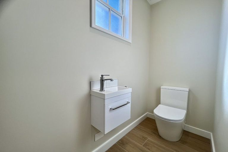 Photo of property in 4/6 Edward Avenue, Edgeware, Christchurch, 8013