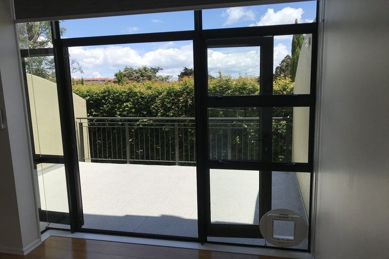 Photo of property in 35e Northcroft Street, Takapuna, Auckland, 0622