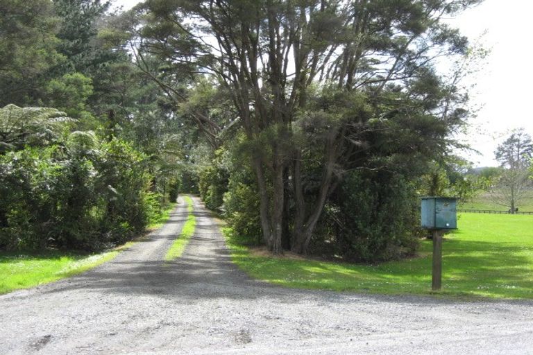 Photo of property in 51-53 Totara Road, Whenuapai, Auckland, 0618
