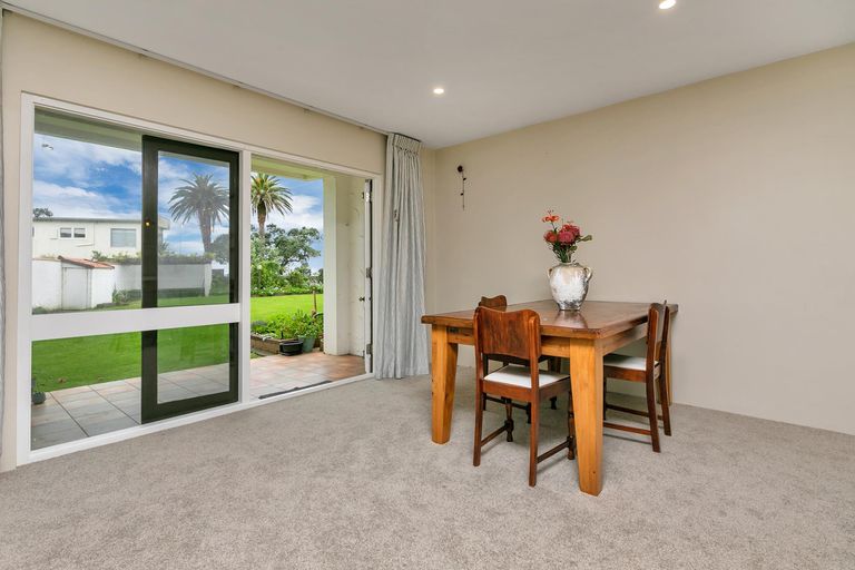 Photo of property in 24/34 Waiwera Place, Waiwera, Orewa, 0994