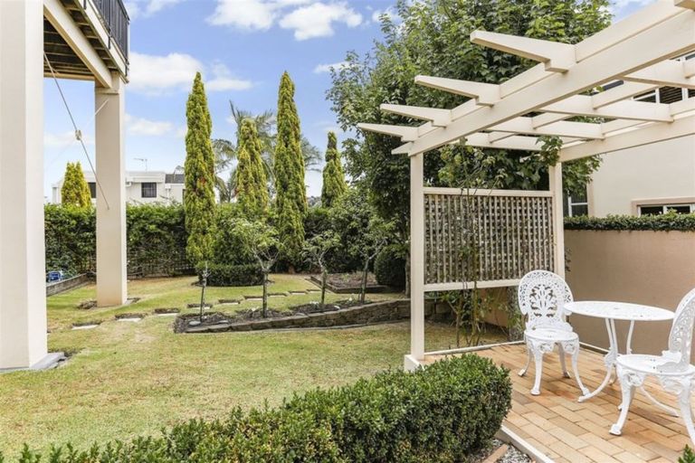 Photo of property in 31 Prospect Terrace, Milford, Auckland, 0620