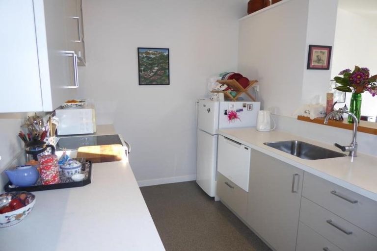 Photo of property in 110 Brougham Street, Mount Victoria, Wellington, 6011