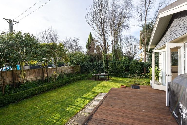 Photo of property in 10 Paparoa Street, Papanui, Christchurch, 8053