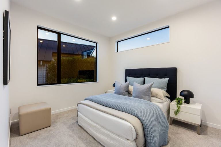 Photo of property in 16 Te Oneroa Way, Long Bay, Auckland, 0630