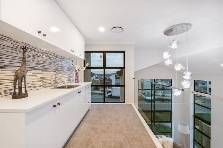 Photo of property in 4 Piki Street, Flat Bush, Auckland, 2019