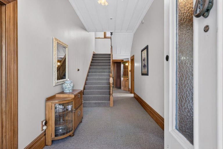 Photo of property in 302 Lyndon Road West, Hastings, 4122
