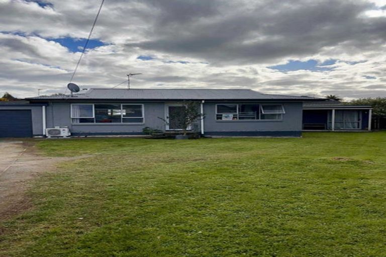 Photo of property in 135a Avalon Drive, Nawton, Hamilton, 3200