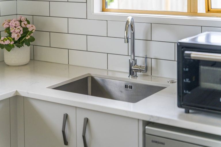 Photo of property in 2/55 Hawai Street, Two Mile Bay, Taupo, 3330