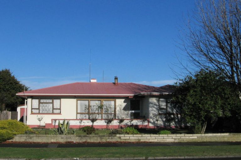 Photo of property in 25 Wycliffe Street, Onekawa, Napier, 4110