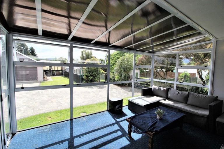 Photo of property in 11 Ross Street, Woodville, 4920