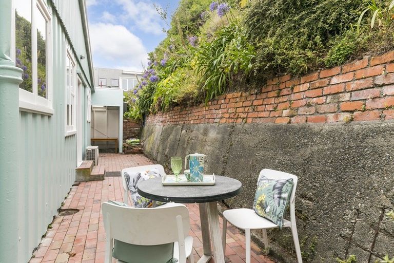 Photo of property in 128 Owhiro Bay Parade, Owhiro Bay, Wellington, 6023