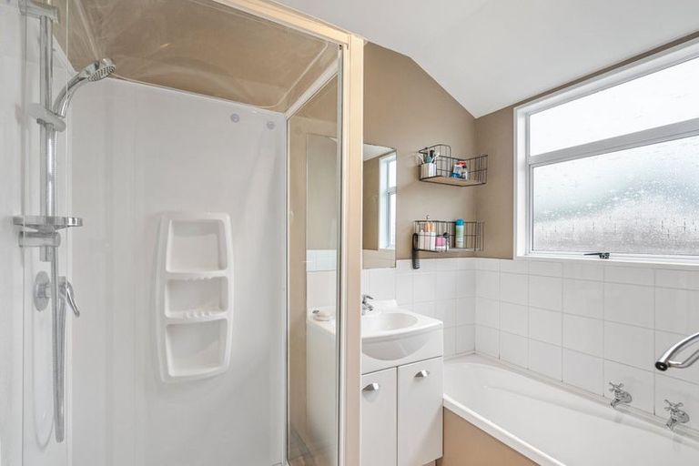 Photo of property in 10 Santa Rosa Avenue, Halswell, Christchurch, 8025