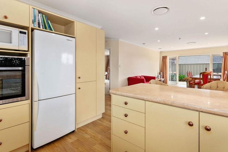 Photo of property in 38 Owhatiura Drive, Lynmore, Rotorua, 3010