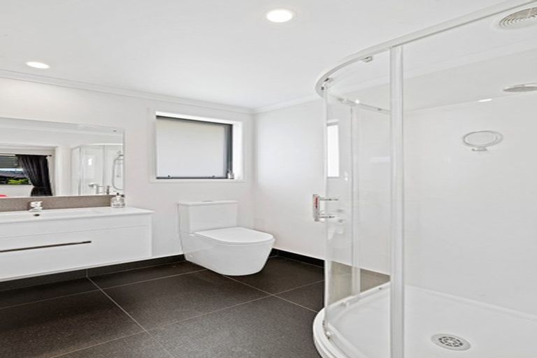 Photo of property in 11 Ulcoats Lane, Pokeno, 2402