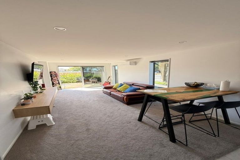 Photo of property in 1/17 Highsted Road, Bishopdale, Christchurch, 8053