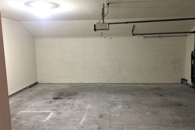 Photo of property in 27 Dufek Crescent, Wigram, Christchurch, 8042