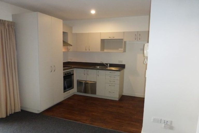 Photo of property in 22/30 Mathesons Road, Phillipstown, Christchurch, 8011