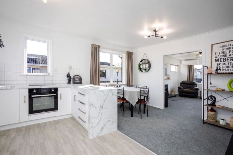 Photo of property in 56 Barraud Street, Dannevirke, 4930