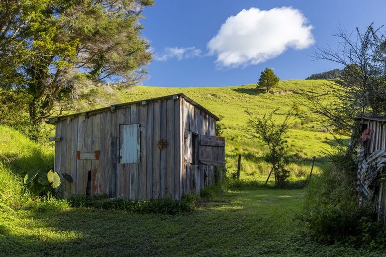 Photo of property in 31 Totara School Road, Totara North, Kaeo, 0479