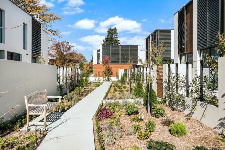 Photo of property in 138e Glandovey Road, Strowan, Christchurch, 8052